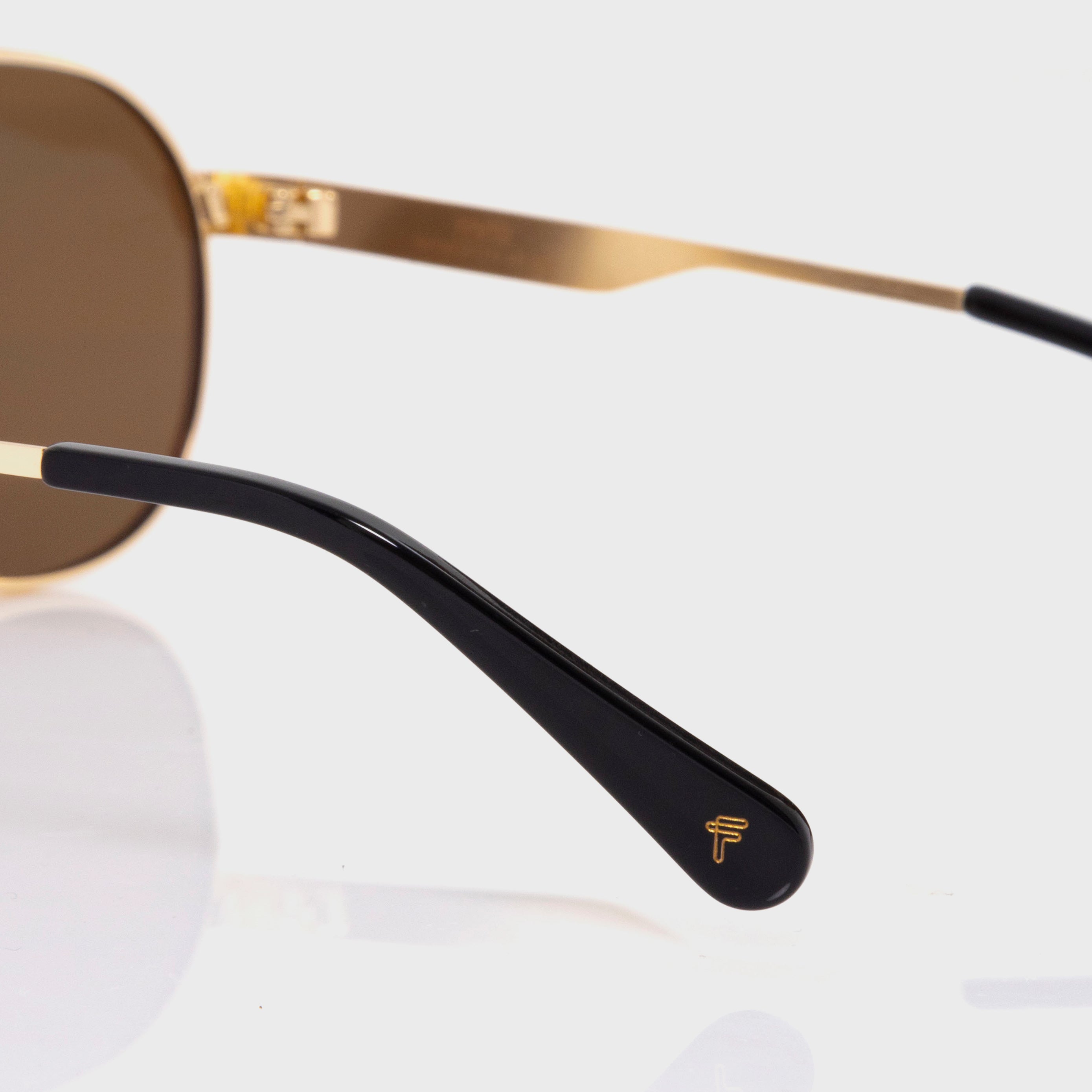 Nomad Sunglasses - Gold