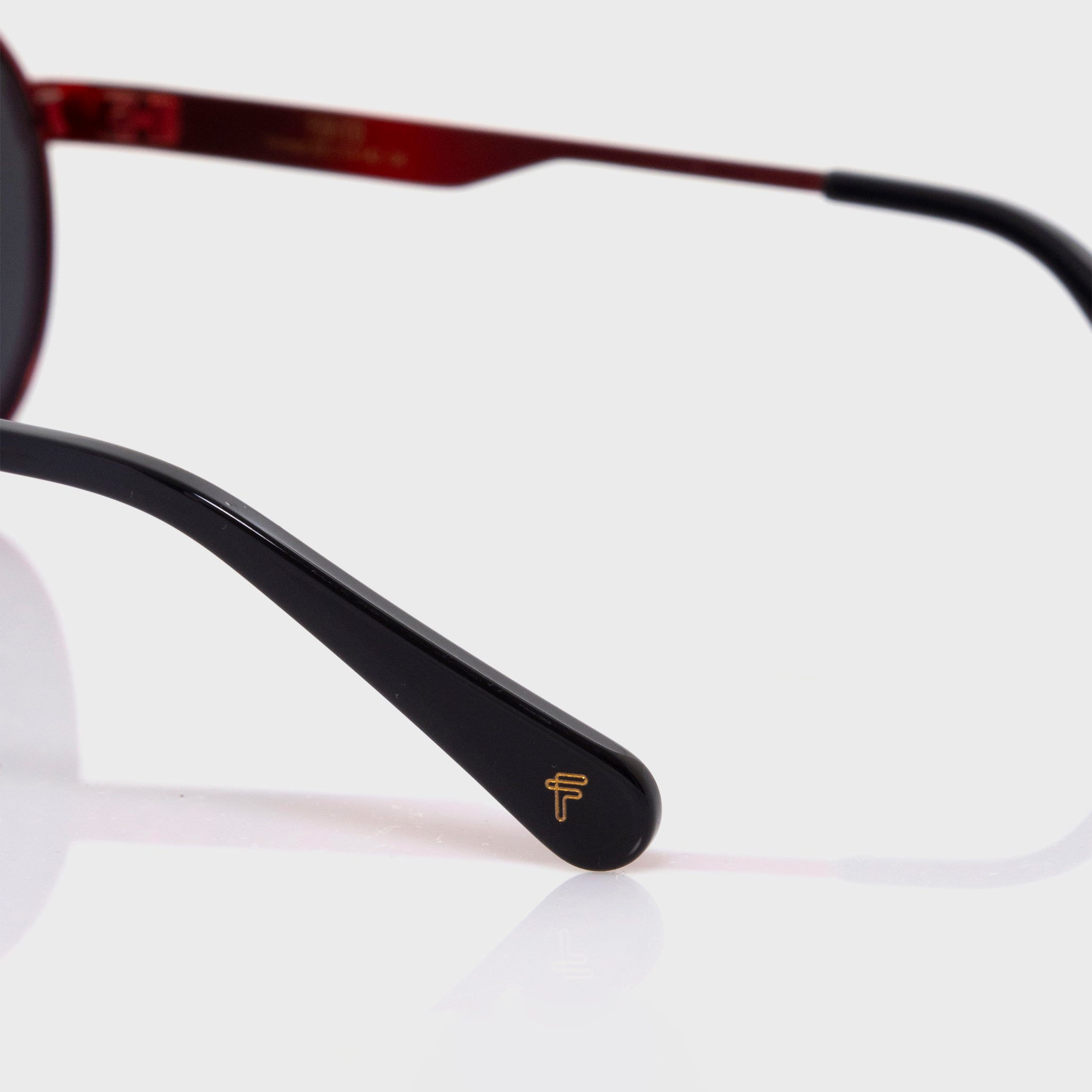 Nomad Sunglasses - Red