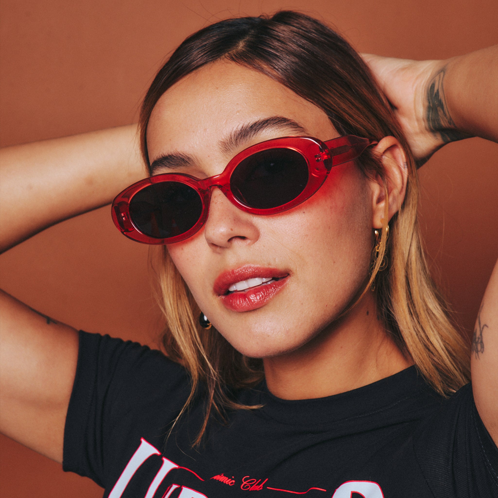 Gafas Audrey de acetato rosa – estilo femenino y sofisticado
