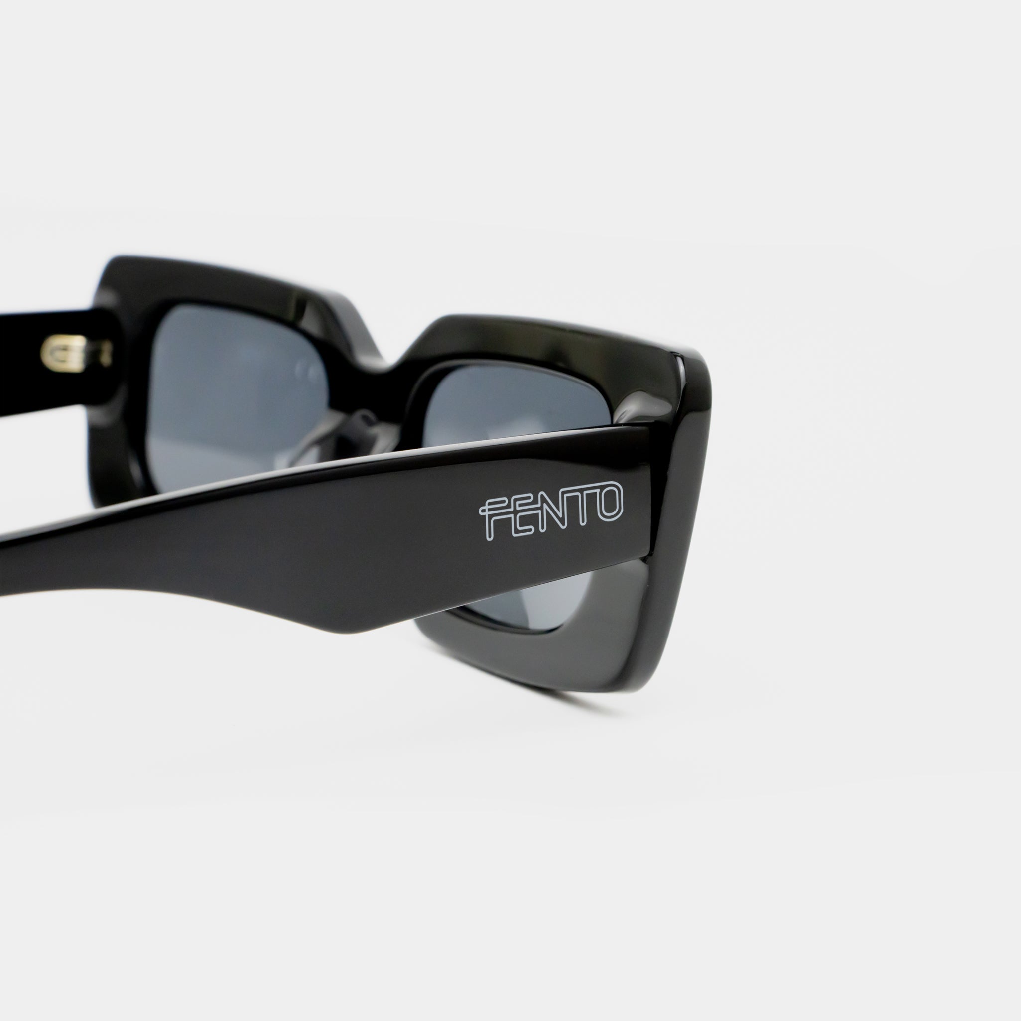 Gafas de sol Fento Cameron en acetato negro con protección UV