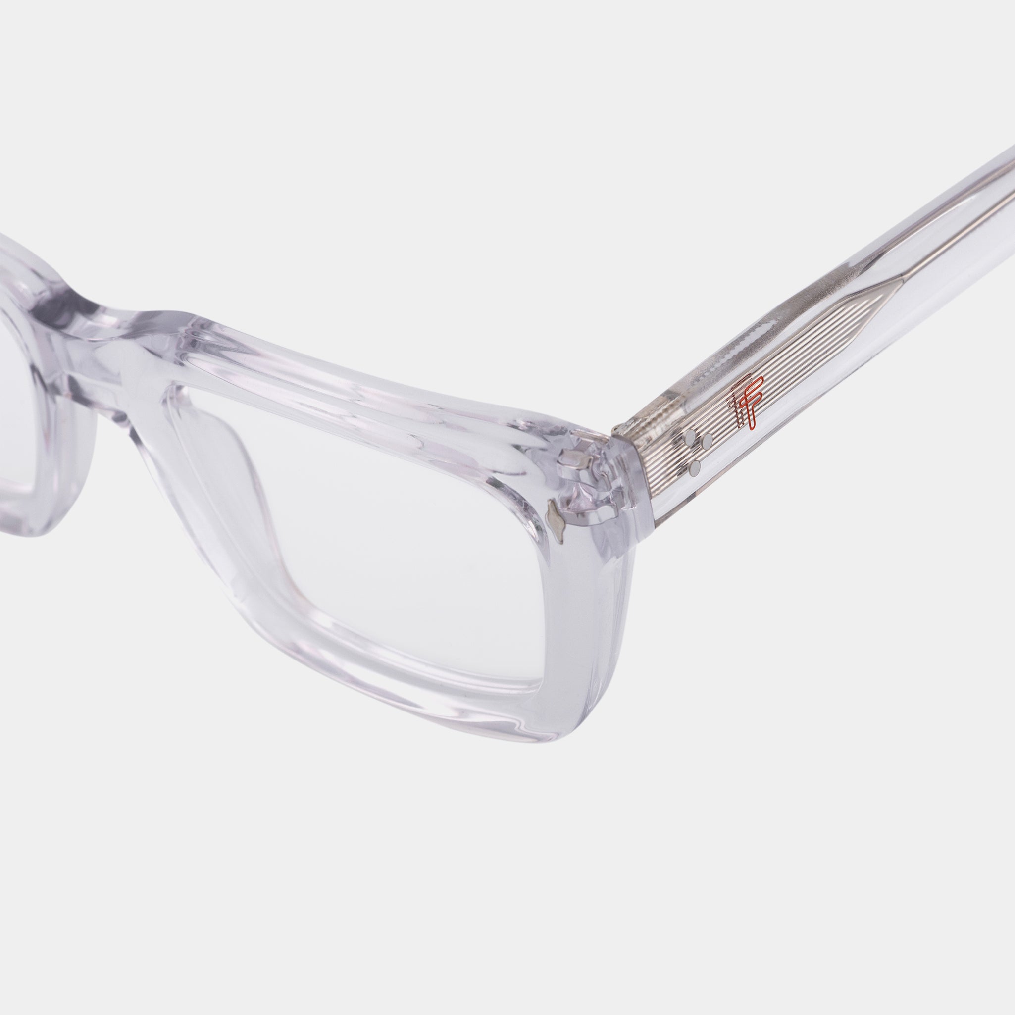 Marco de gafas cuadradas, en acetato transparente. Diseñadas en Medellín. Envíos en Colombia. Compra online.