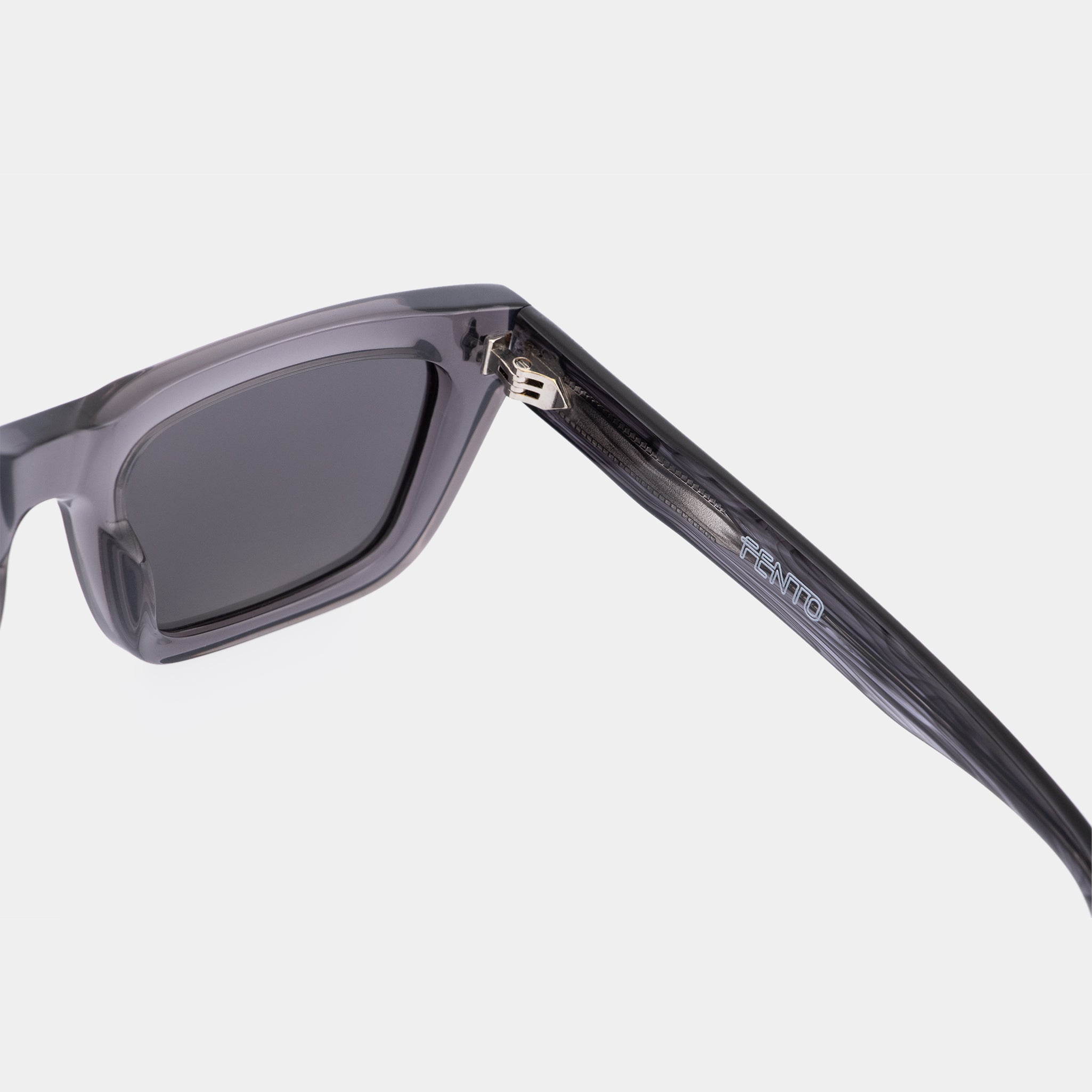 Tom Sunglasses - Grey