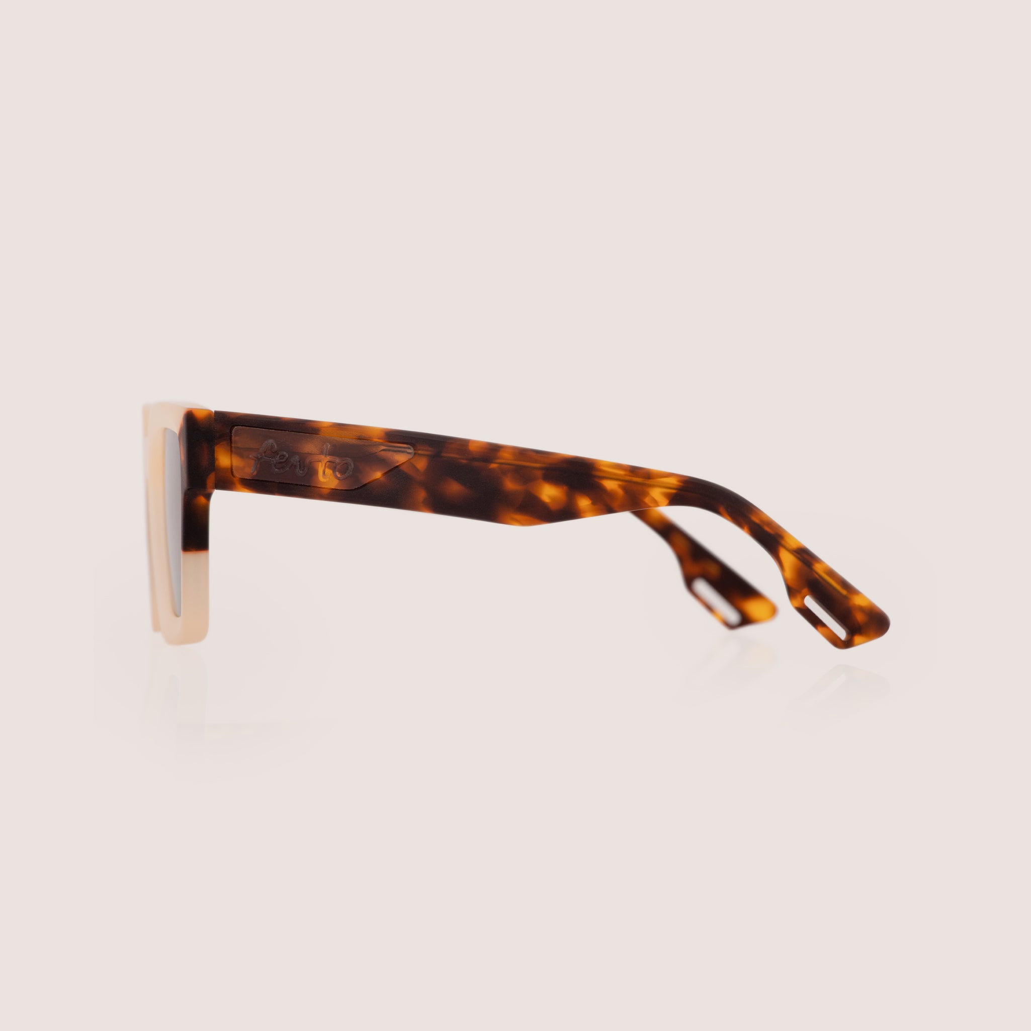 New Bilbao Sunglasses - Peach